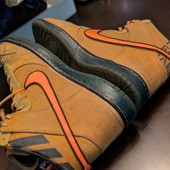 B3 NIKE Dunk Hi Premium QS Galaxy 2012 - Picture 4 of 8